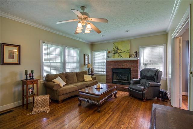 2109 Tinnin Road Goodlettsville, TN 37072 - Photo 3 of 20 Gallery Image 3