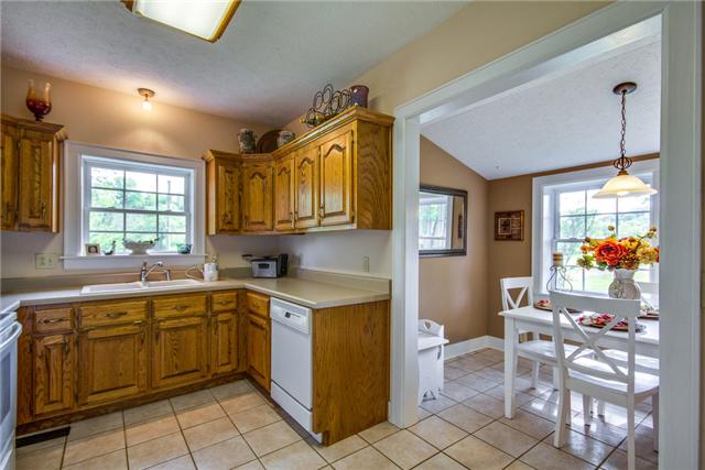 2109 Tinnin Road Goodlettsville, TN 37072 - Photo 7 of 20 Gallery Image 7