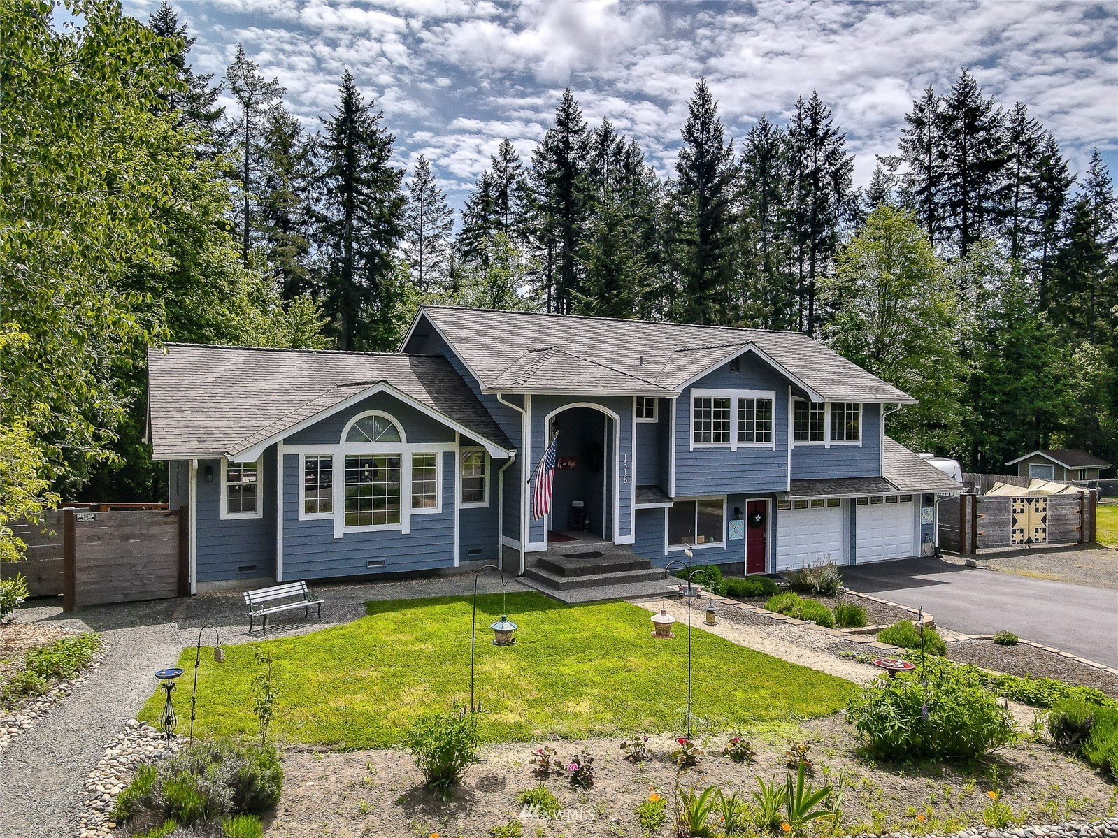 1318 Southwest Station Circle Road Port Orchard, WA 98367 - Photo 1 of 34 Gallery Image 1