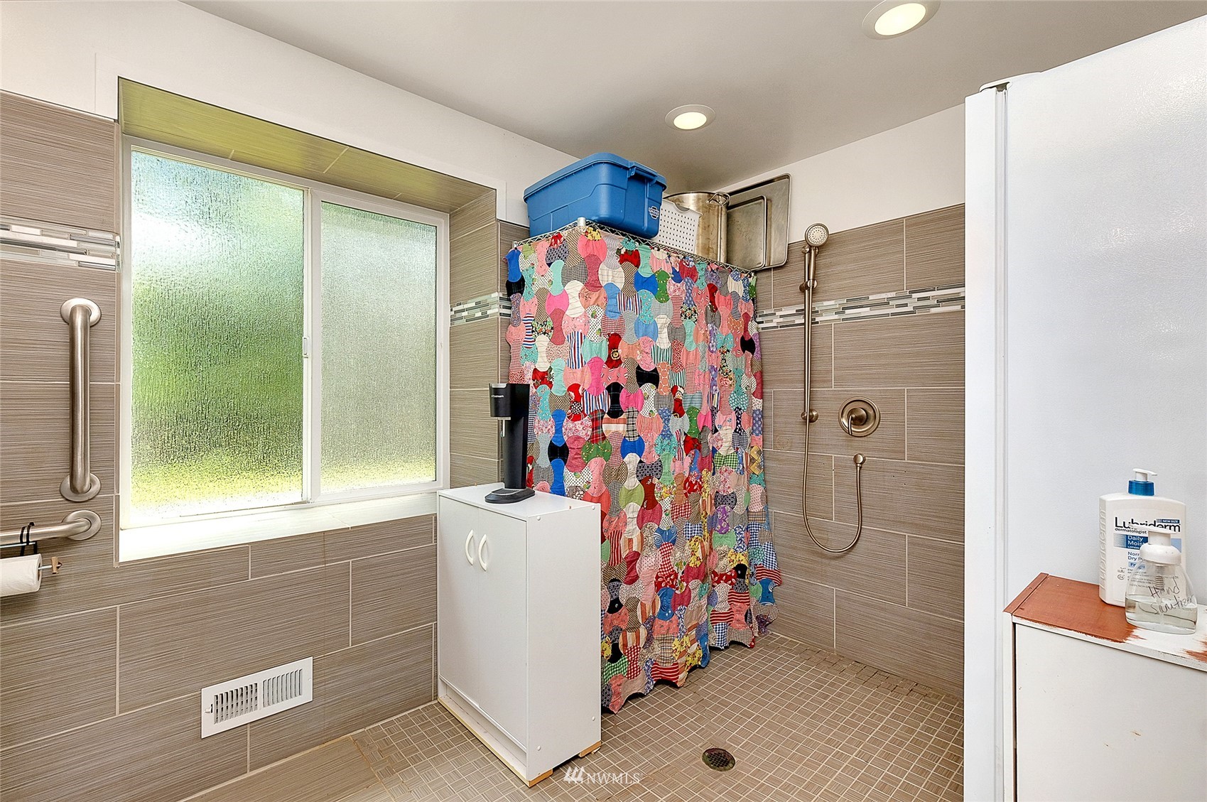 1318 Southwest Station Circle Road Port Orchard, WA 98367 - Photo 21 of 34 Gallery Image 21