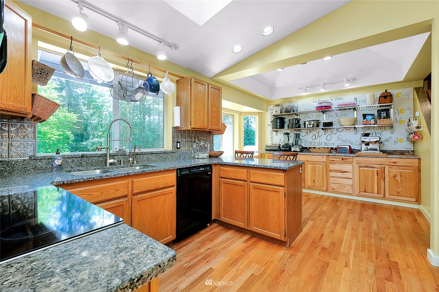1318 Southwest Station Circle Road Port Orchard, WA 98367 - Photo 10 of 34 Gallery Image 10