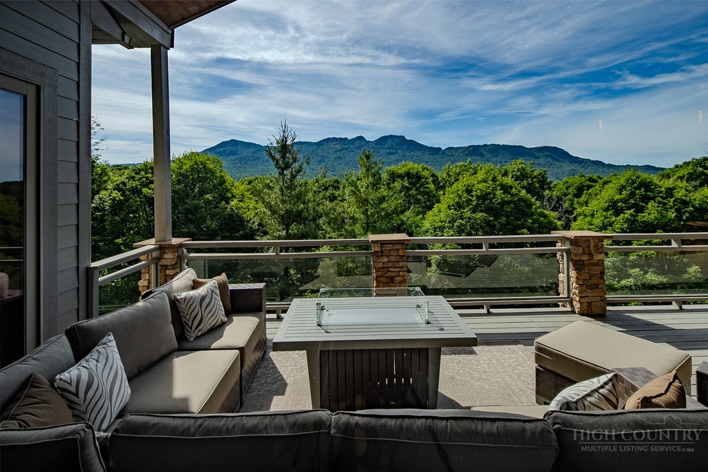 1031 Ridge Drive Linville, NC 28646 - Photo 28 of 35 Gallery Image 28
