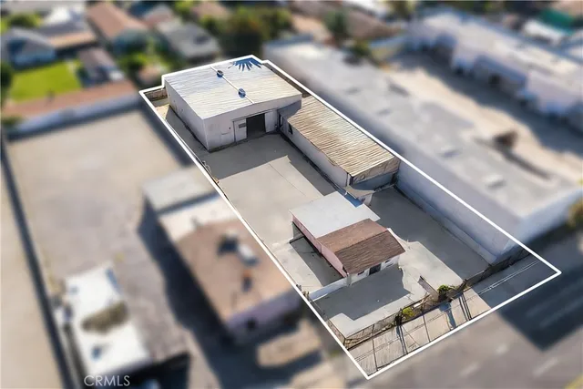 a view of a book shelf