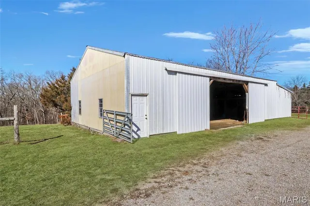 $779,000 | 10221 County Road 152, Williamsburg, MO 63388