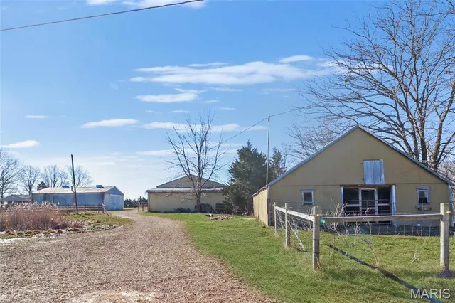 $779,000 | 10221 County Road 152, Williamsburg, MO 63388