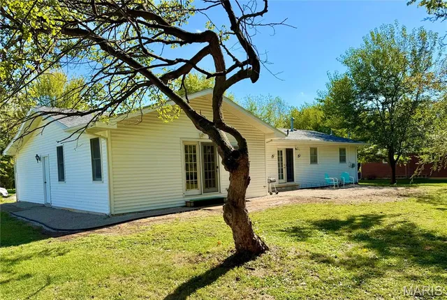 $192,000 | 11 Garden Place, Montgomery City, MO 63361