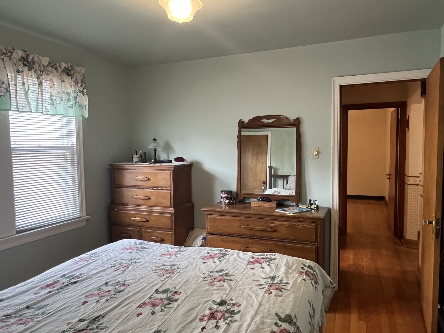 8105 West 26th Street North Riverside, IL 60546 - Photo 16 of 41 Gallery Image 16