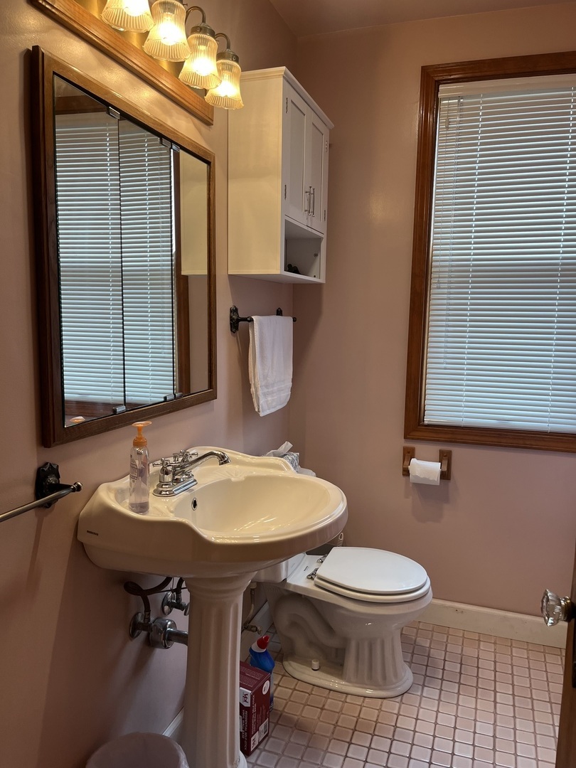 8105 West 26th Street North Riverside, IL 60546 - Photo 20 of 41 Gallery Image 20