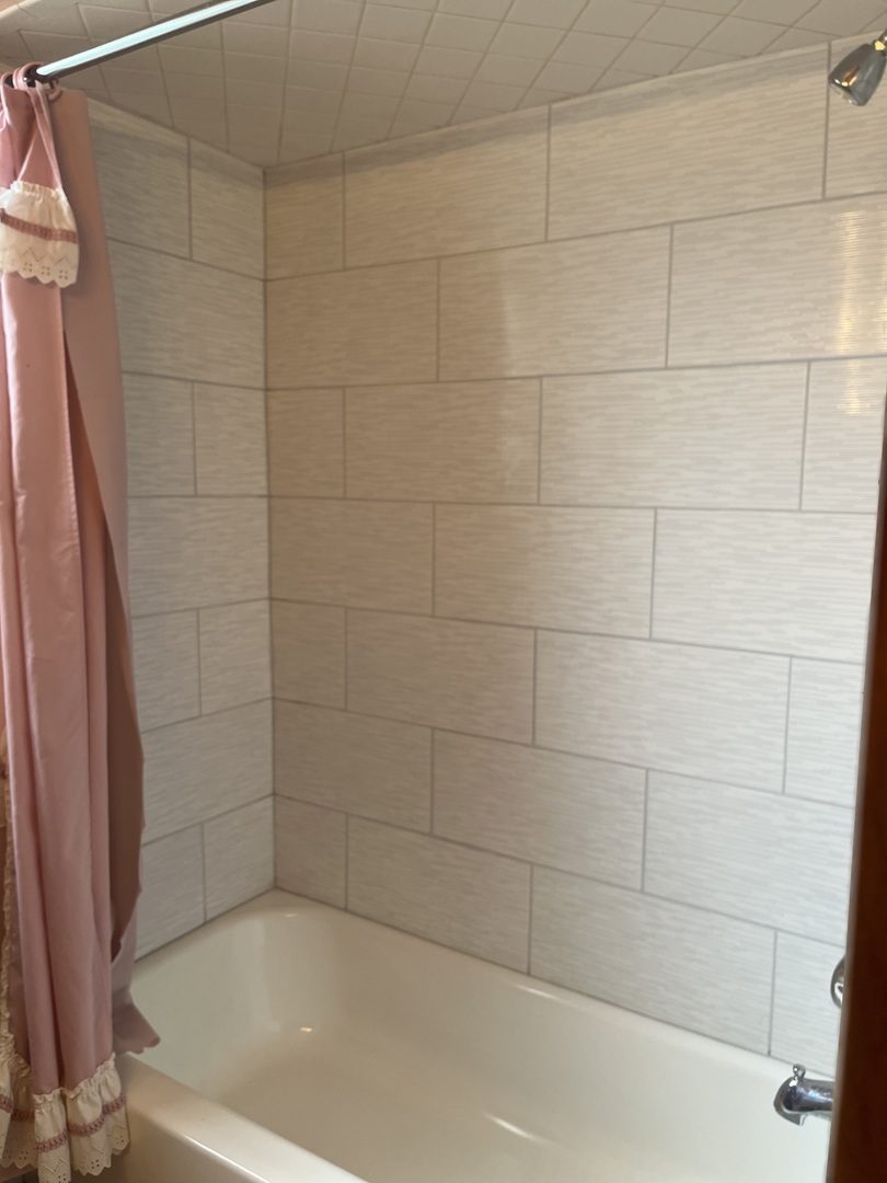 8105 West 26th Street North Riverside, IL 60546 - Photo 21 of 41 Gallery Image 21