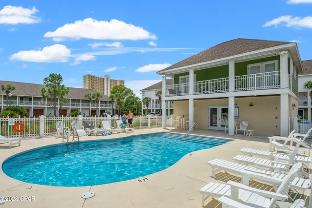 $1,500 | 212 Bonita Circle, Unit A, Panama City Beach, FL 32408