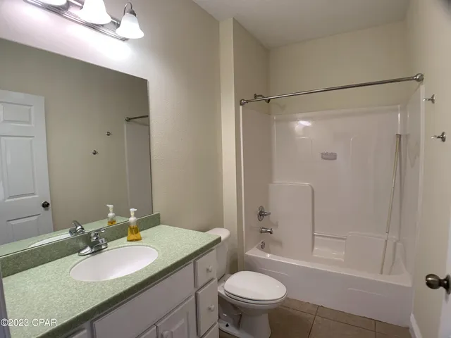 $1,500 | 212 Bonita Circle, Unit A, Panama City Beach, FL 32408