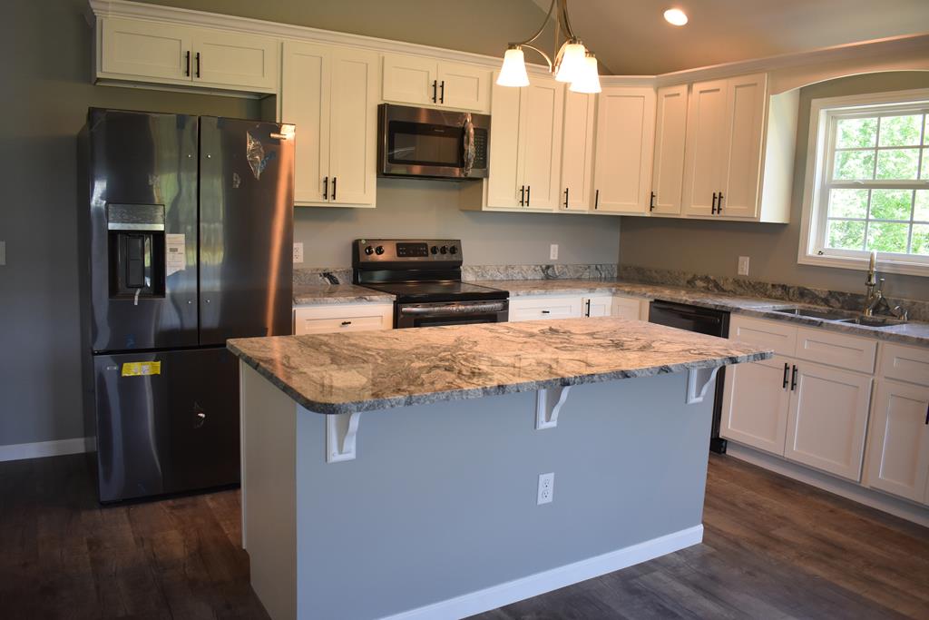 168 Farrar Road Cohutta, GA 30710 - Photo 3 of 16 Additional kitchen photo