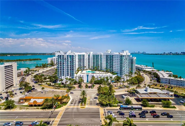 $395,000 | 7900 Harbor Island Drive, Unit 622, North Bay Village, FL 33141