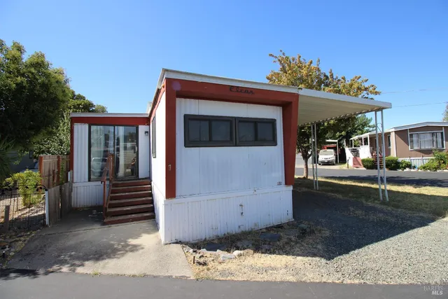 a house view with a outdoor space