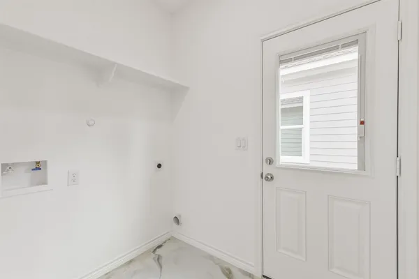 $1,400 | 16922 West Forrestal, Montgomery, TX 77316