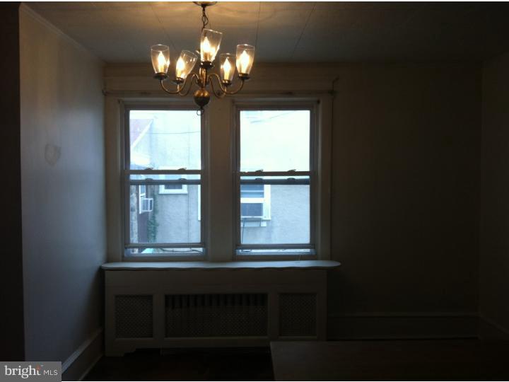 67 Hampden Road Upper Darby, PA 19082 - Photo 13 of 23