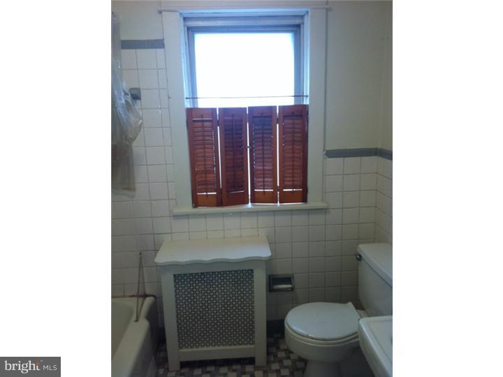 67 Hampden Road Upper Darby, PA 19082 - Photo 20 of 23