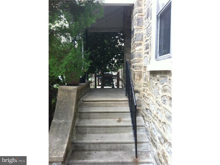 67 Hampden Road Upper Darby, PA 19082 - Photo 3 of 23