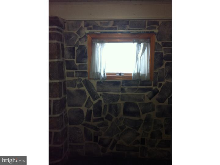 67 Hampden Road Upper Darby, PA 19082 - Photo 5 of 23 Bonus Room