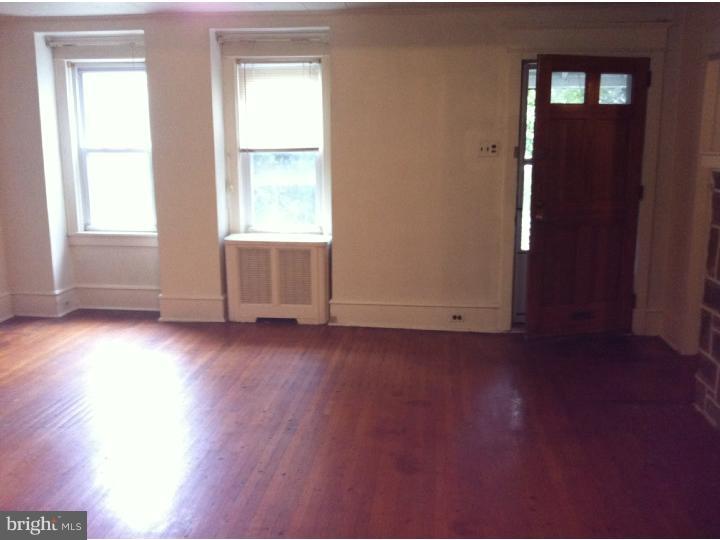 67 Hampden Road Upper Darby, PA 19082 - Photo 8 of 23