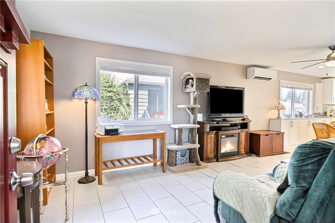 540 Morris Avenue South Renton, WA 98057 - Photo 4 of 21
