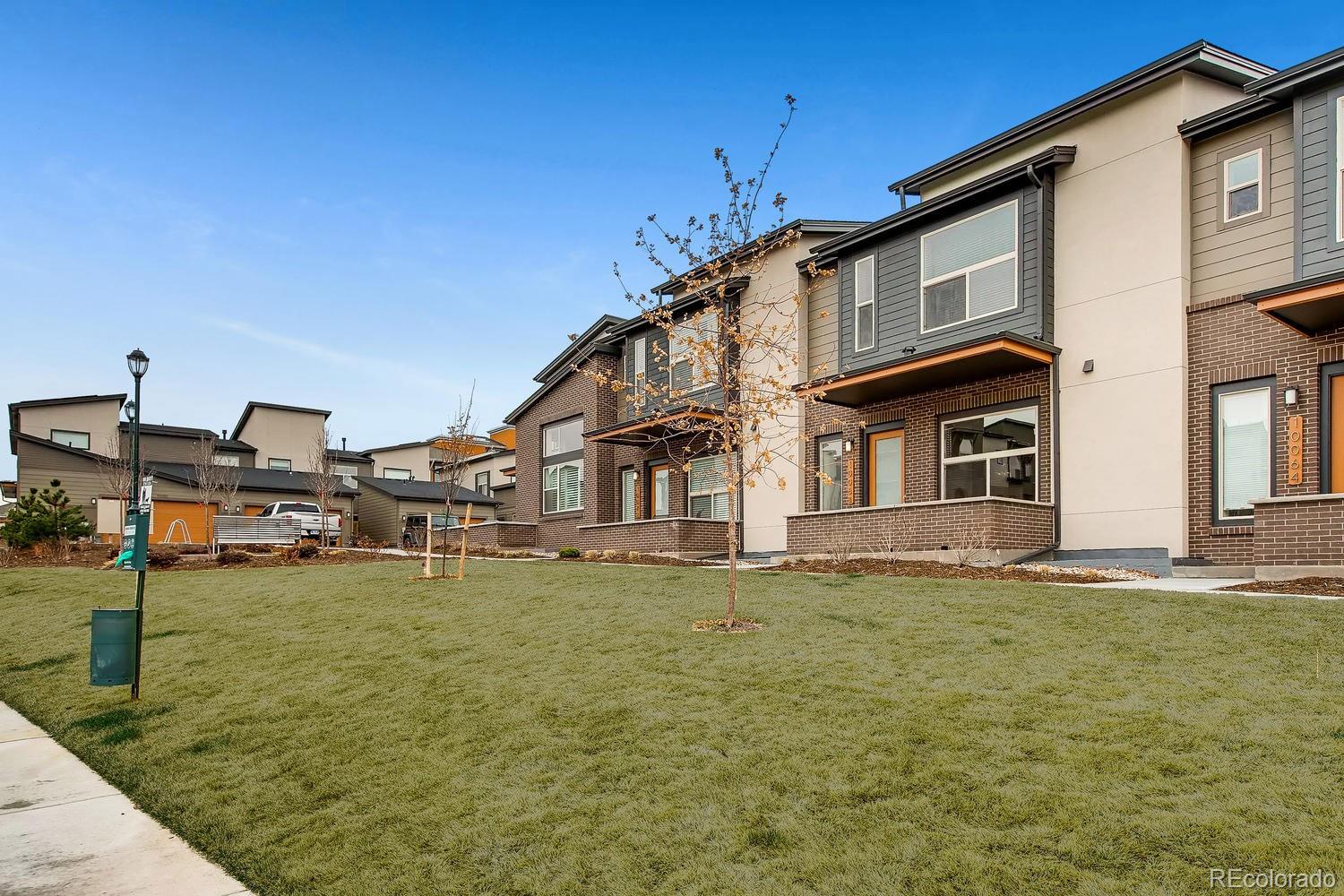 10068 Town Ridge Lane Lone Tree, CO 80124 - Photo 30 of 37