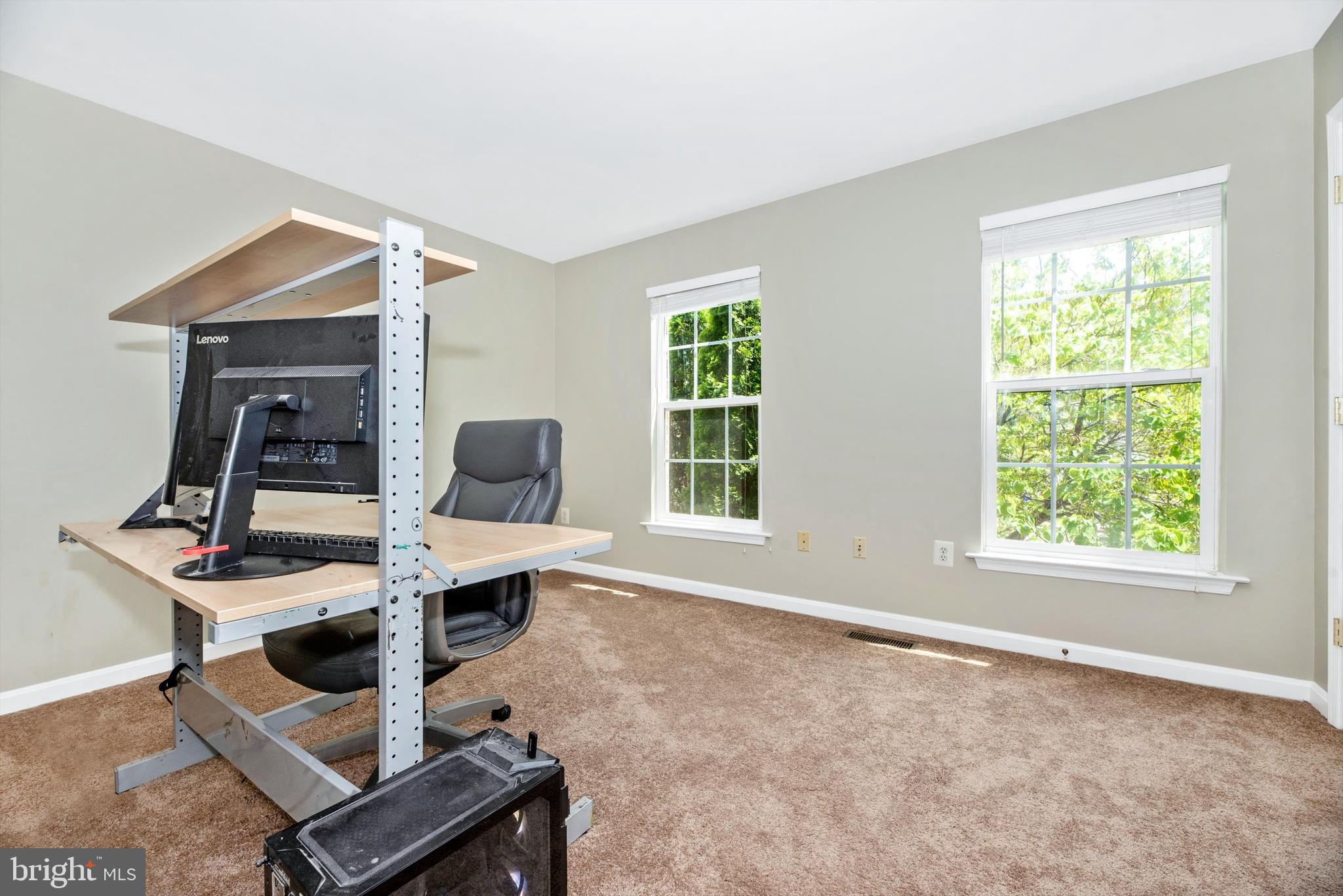 605 Tivoli Road Frederick, MD 21703 - Photo 21 of 35 a workspace with furniture and window