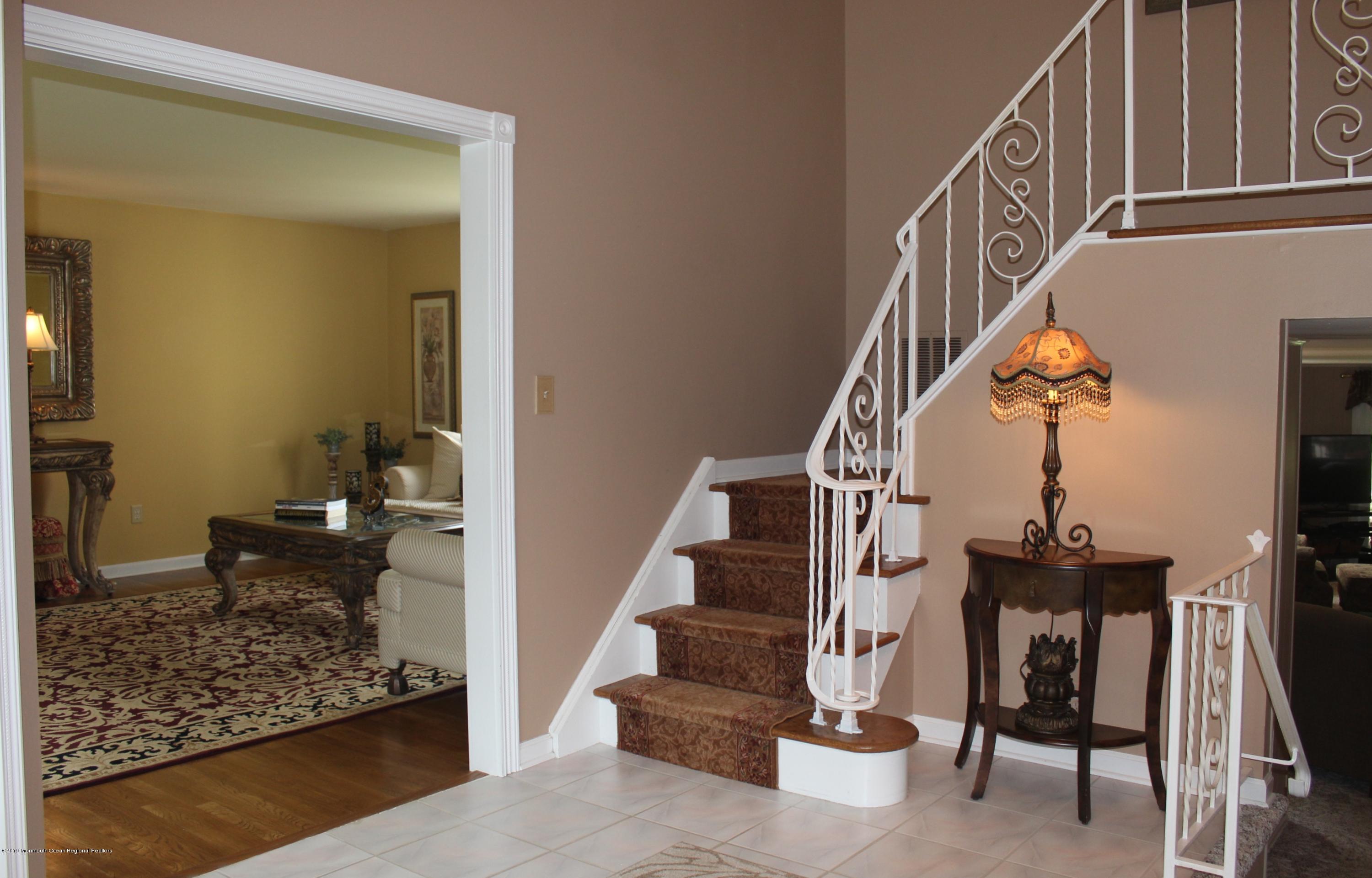 43 Ivy Hill Road Red Bank, NJ 07701 - Photo 16 of 46 STAIRWAY TO UPPER LEVEL