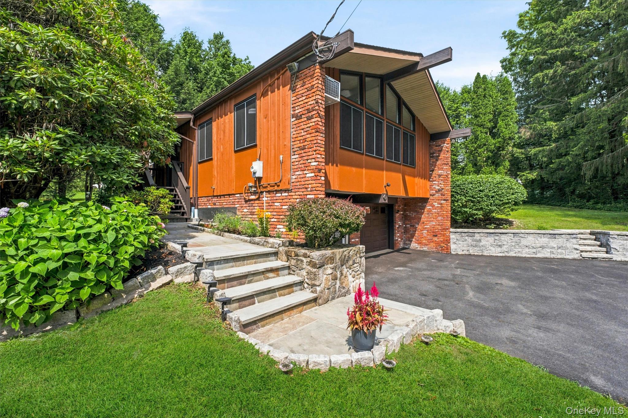 184 Dykeman Road Carmel, NY 10512 - Photo 5 of 50