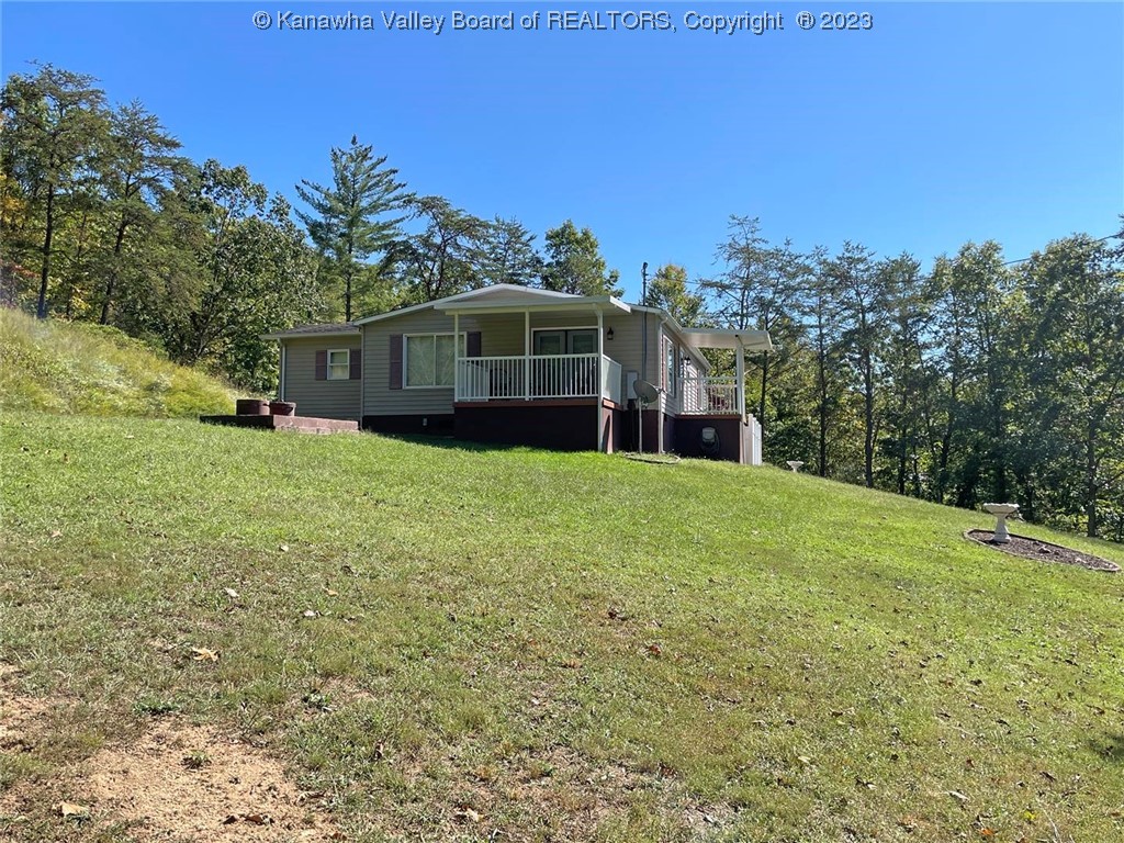 987 Upper Gore Addition Road Tornado, WV 25202 - Photo 4 of 49 Gallery Image 4