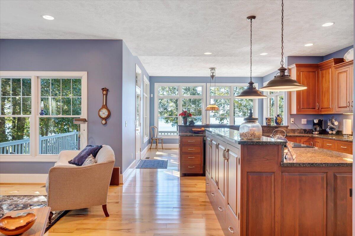 148 Tranquility Road Moneta, VA 24121 - Photo 52 of 157 Kitchen