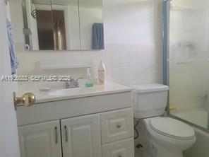 2240 Johnson Street, Unit 204 Hollywood, FL 33020 - Photo 9 of 14