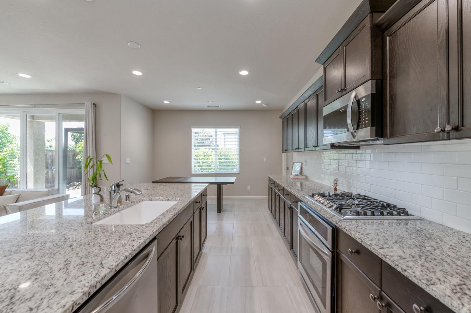 4658 Orchard Hills Road Madera, CA 93636 - Photo 11 of 35 Gallery Image 11