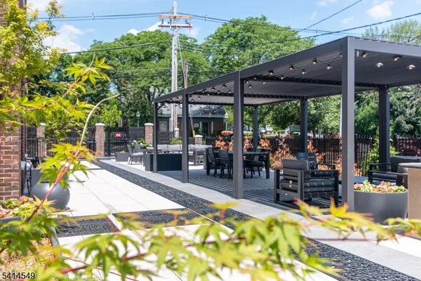 $4,400 | 450 Springfield Avenue, Unit 203, Berkeley Heights, NJ 07922