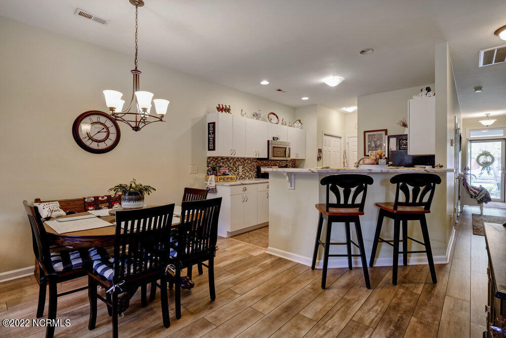 844 Ruffin Street Wilmington, NC 28412 - Photo 10 of 31 Dining Room