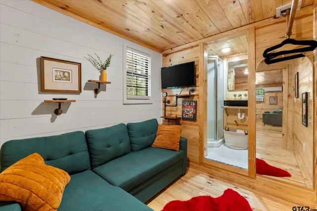 $359,000 | 7045 Highway 67, Cookville, TX 75558