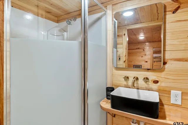 $359,000 | 7045 Highway 67, Cookville, TX 75558