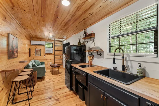 $359,000 | 7045 Highway 67, Cookville, TX 75558