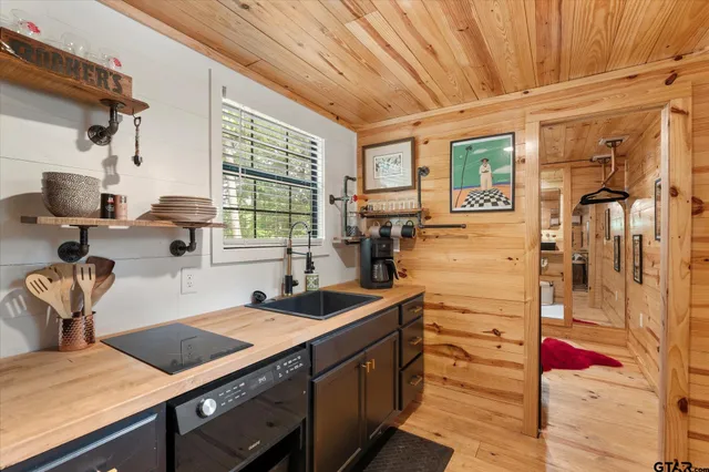 $359,000 | 7045 Highway 67, Cookville, TX 75558