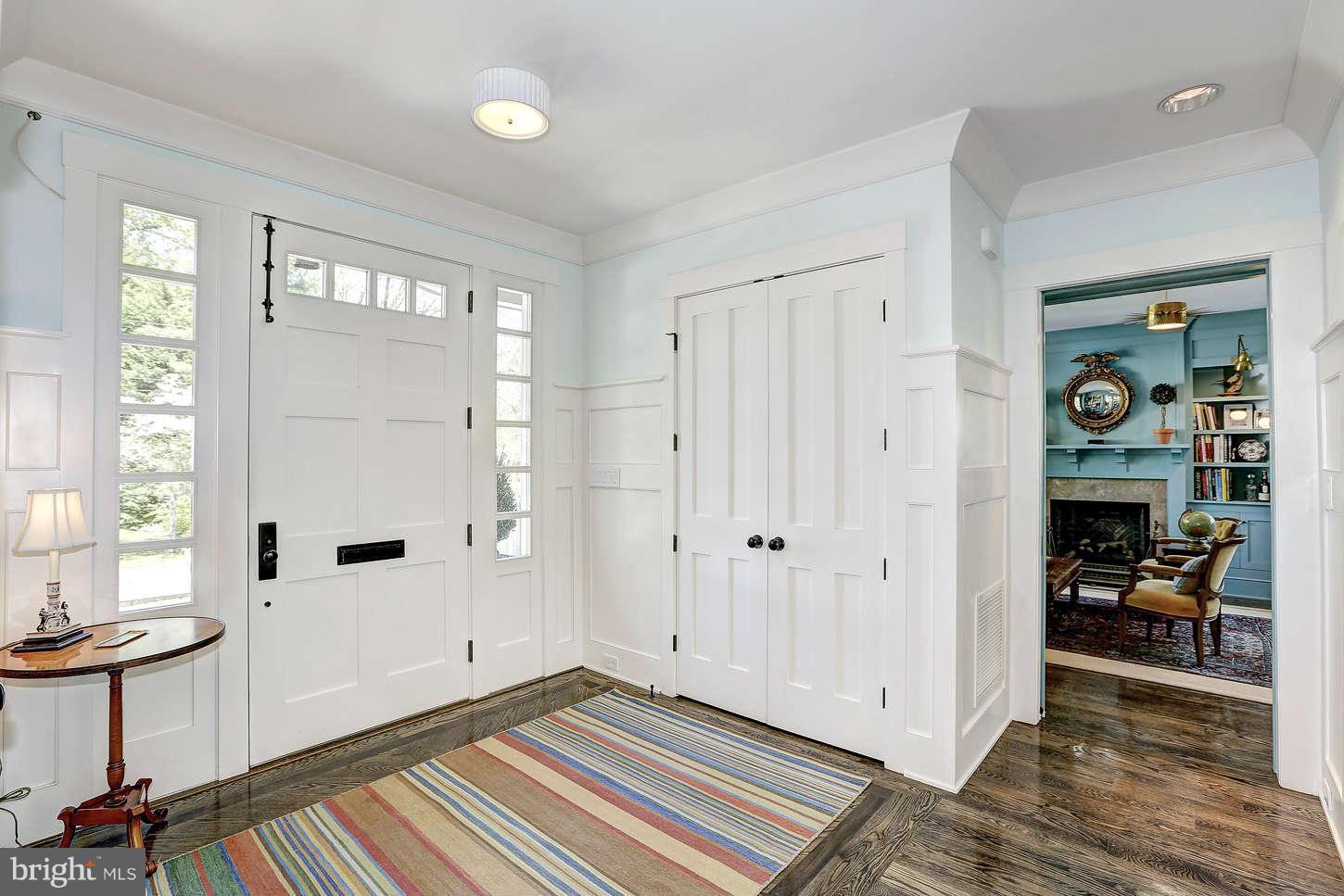 7100 Clarden Road Bethesda, MD 20814 - Photo 12 of 24 Foyer
