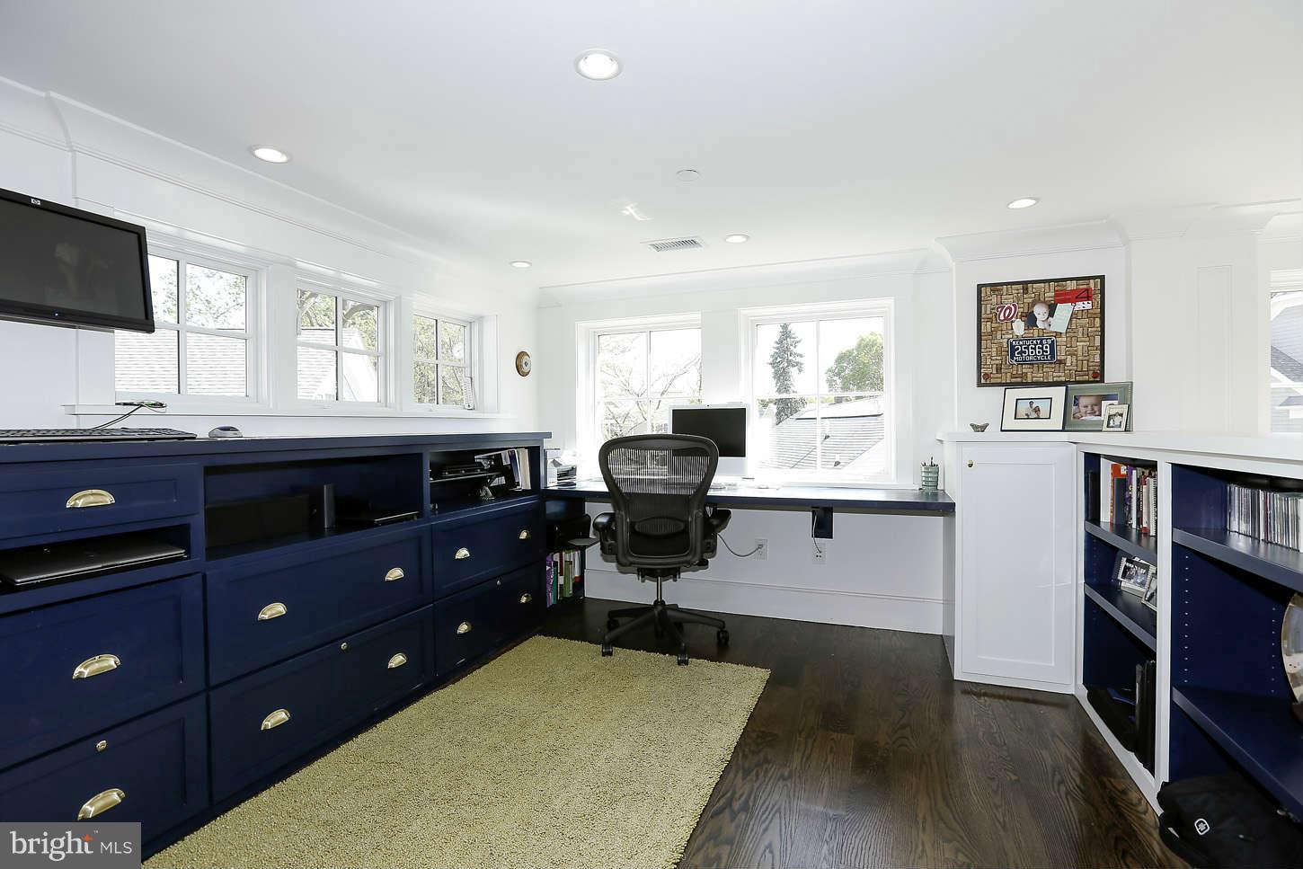7100 Clarden Road Bethesda, MD 20814 - Photo 21 of 24 Interior (General)