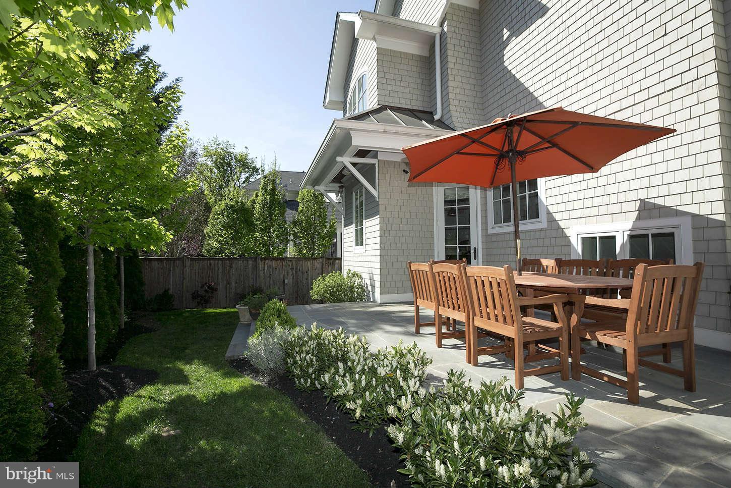 7100 Clarden Road Bethesda, MD 20814 - Photo 23 of 24 Exterior (Rear)