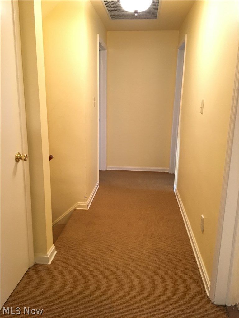 3319 Aberdeen Road Cleveland, OH 44120 - Photo 16 of 25