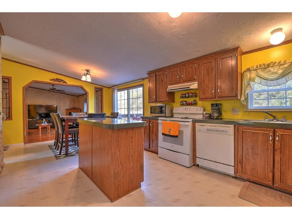 5820 Stardust Road Kingsport, TN 37660 - Photo 15 of 36 Photo 15