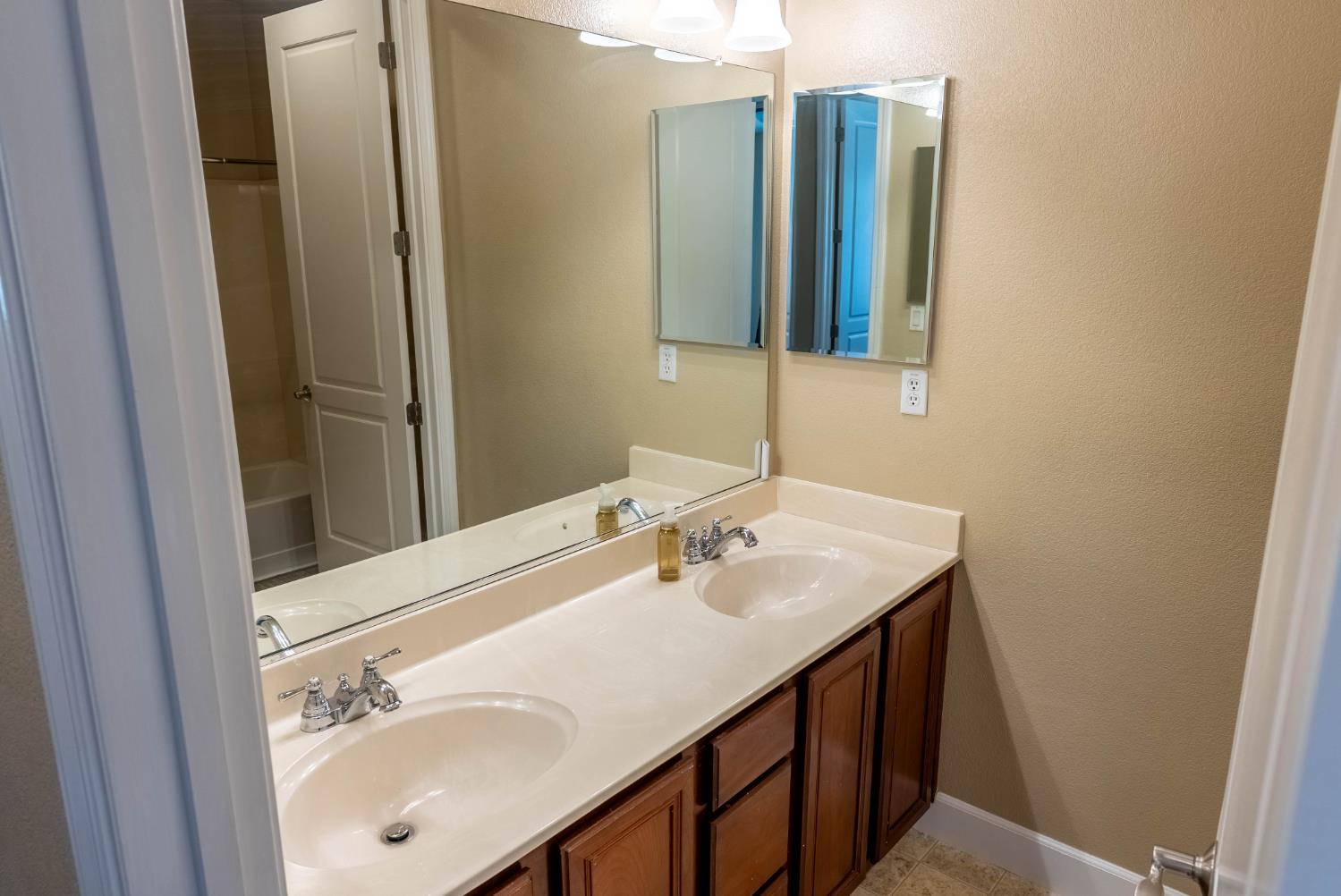 5950 Tanus Circle Rocklin, CA 95677 - Photo 38 of 56