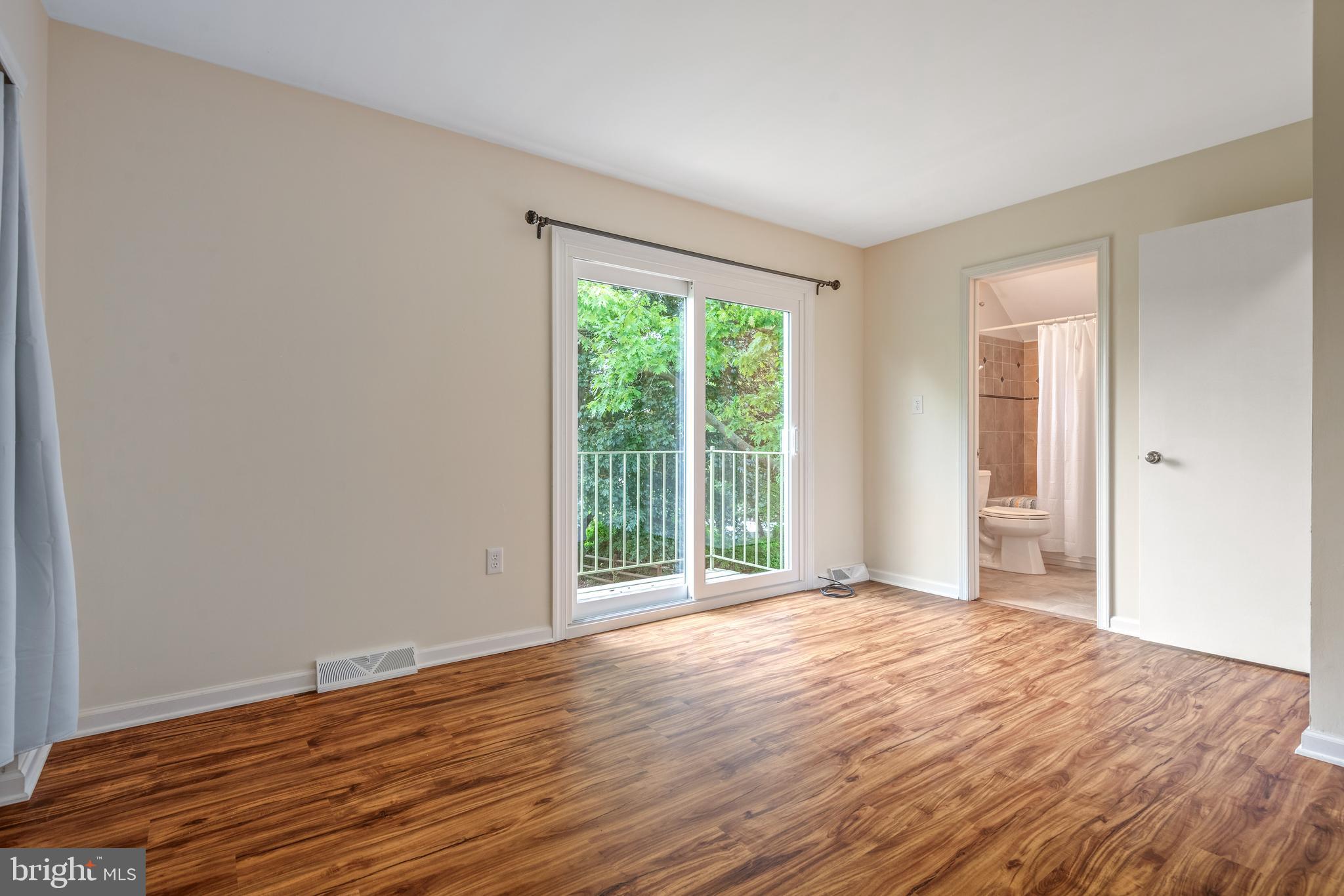2847 Nolt Road Lancaster, PA 17601 - Photo 23 of 40 Primary Bedroom