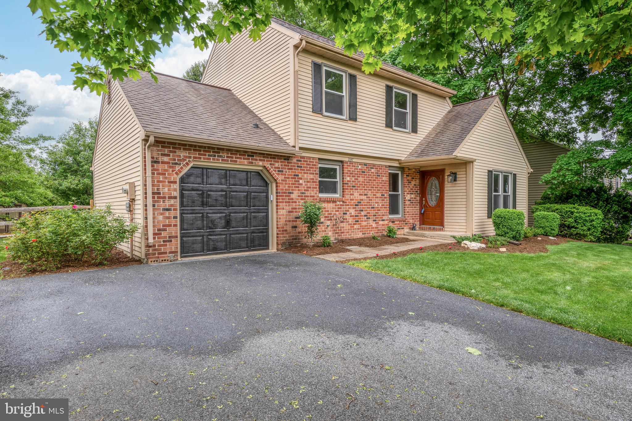 2847 Nolt Road Lancaster, PA 17601 - Photo 3 of 40 Front View