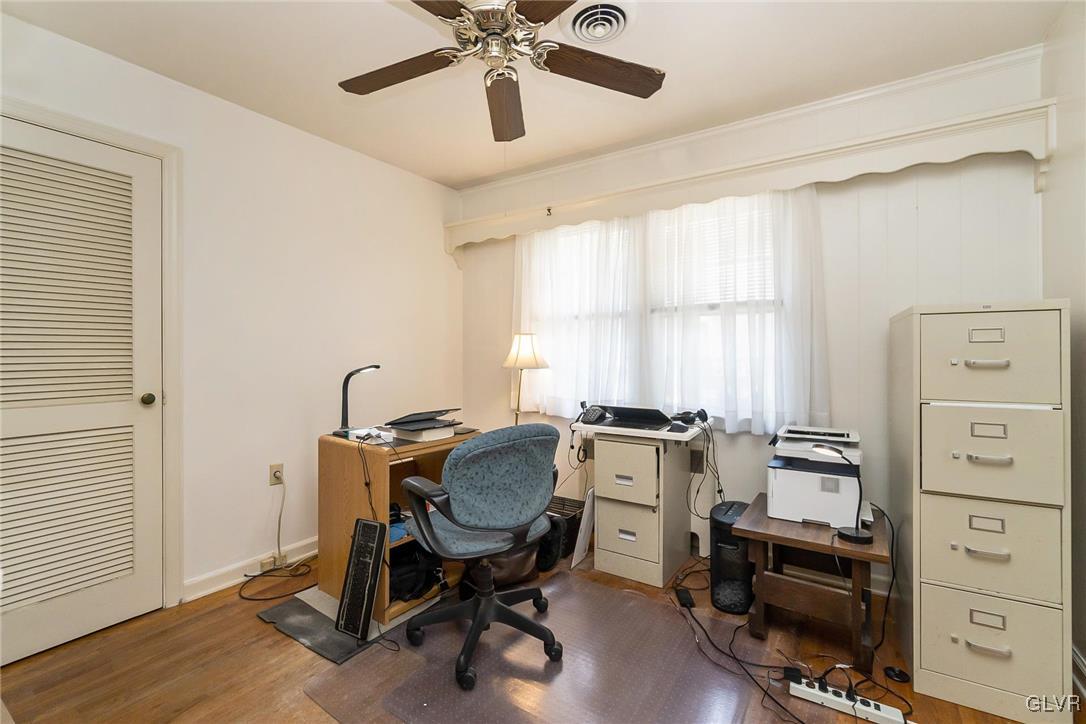 2946 Avon Road Bethlehem, PA 18017 - Photo 21 of 37 Gallery Image 21