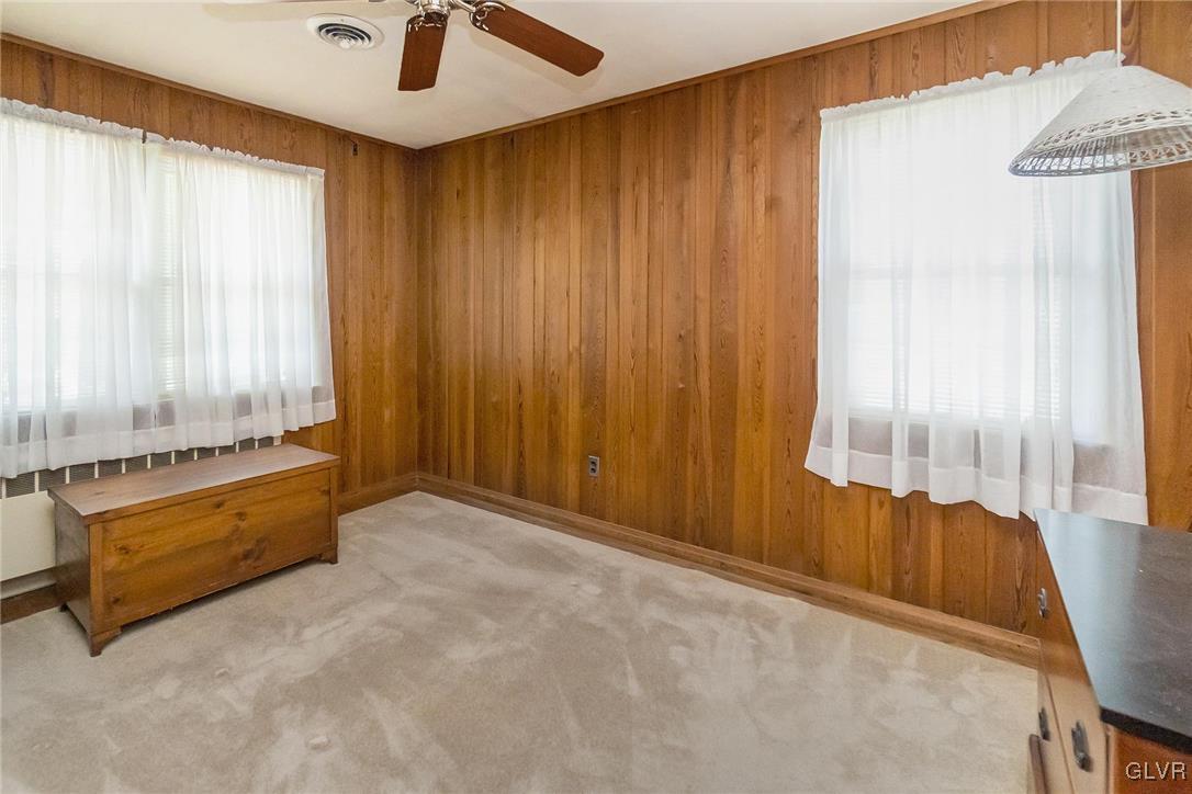 2946 Avon Road Bethlehem, PA 18017 - Photo 24 of 37 Gallery Image 24