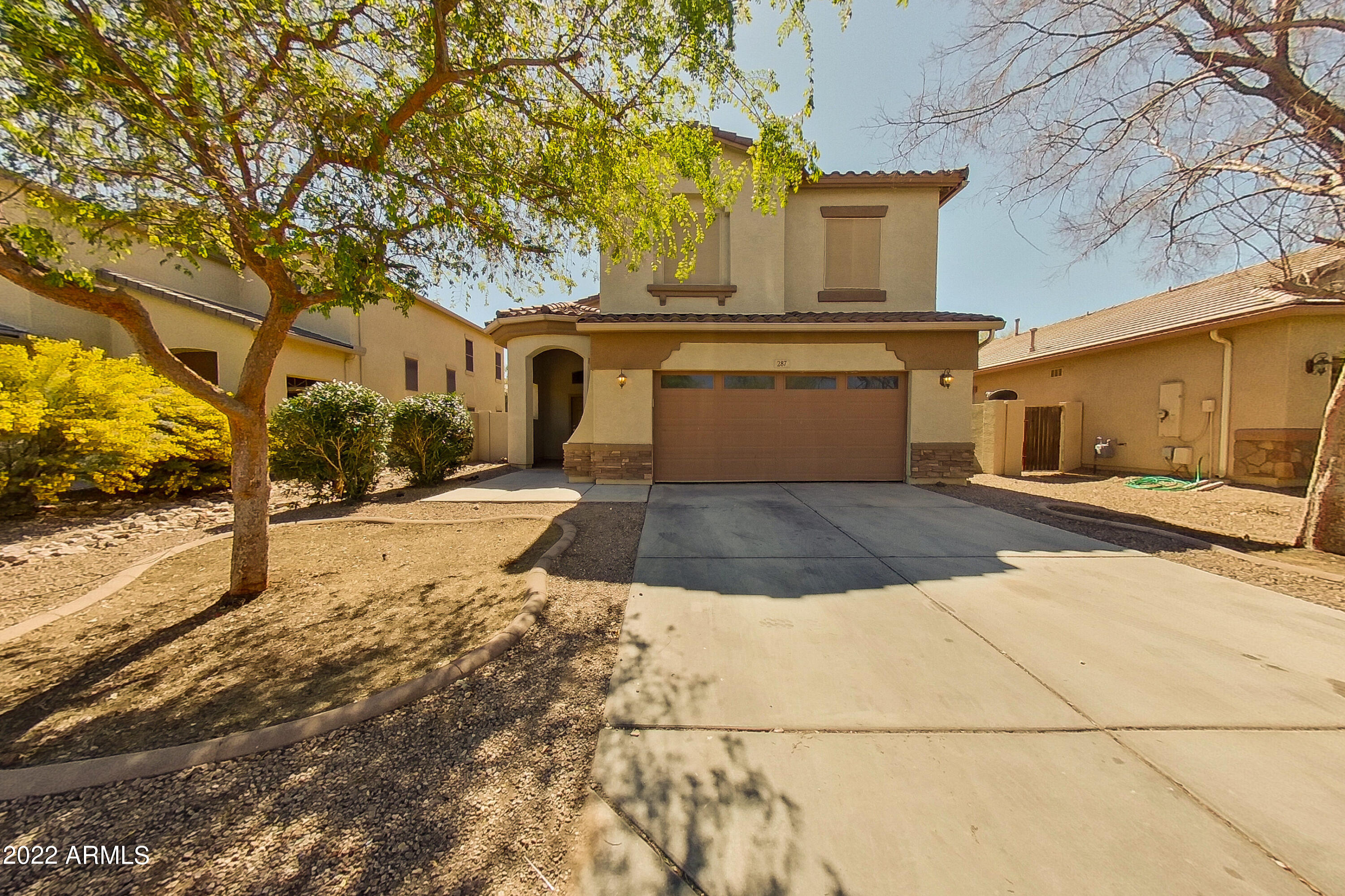 287 West Rio Drive Casa Grande, AZ 85122 - Photo 1 of 29 287 W Rio Dr Casa Grande AZ-print-001-00